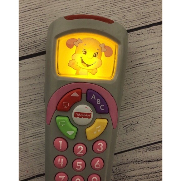 Fisher Price Laugh & Learn Sis Pink Remote - Picture 3 of 5